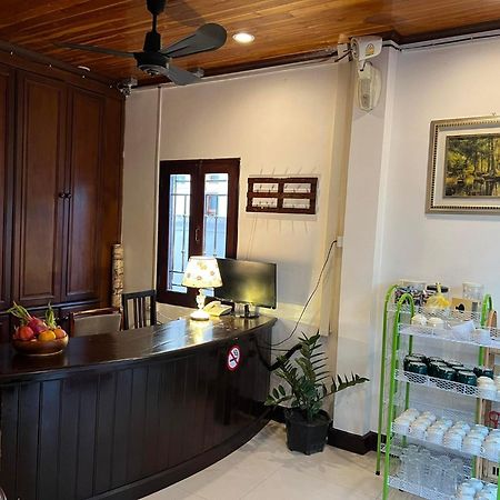 Jasmine Place House Λουάνγκ Πραμπάνγκ Εξωτερικό φωτογραφία